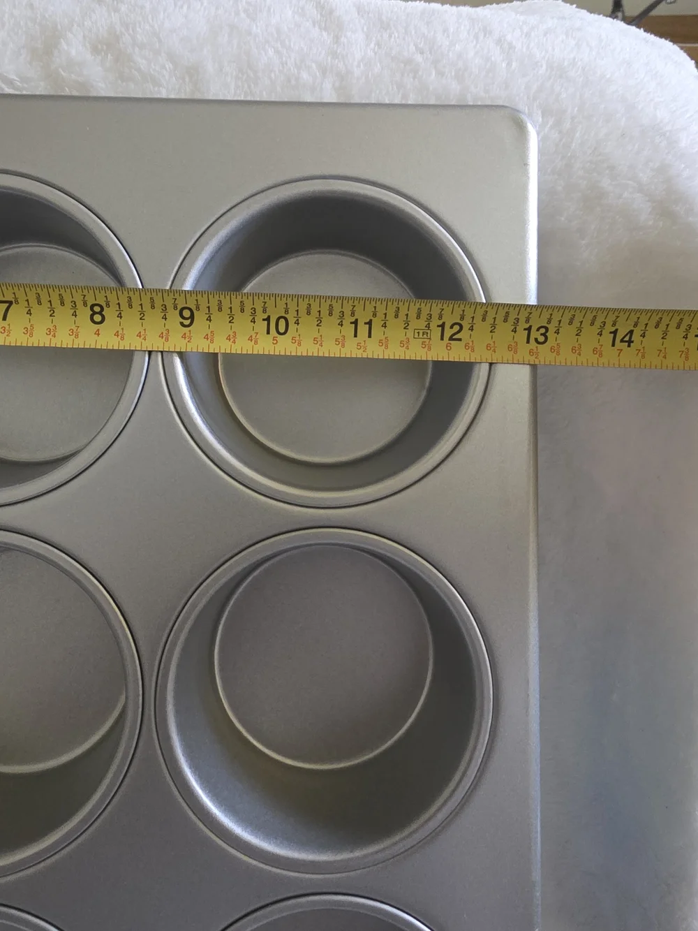 NWT Chicago Metallic 43375 Jumbo Muffin Pan Glazed 12-Cup Aluminized Steel